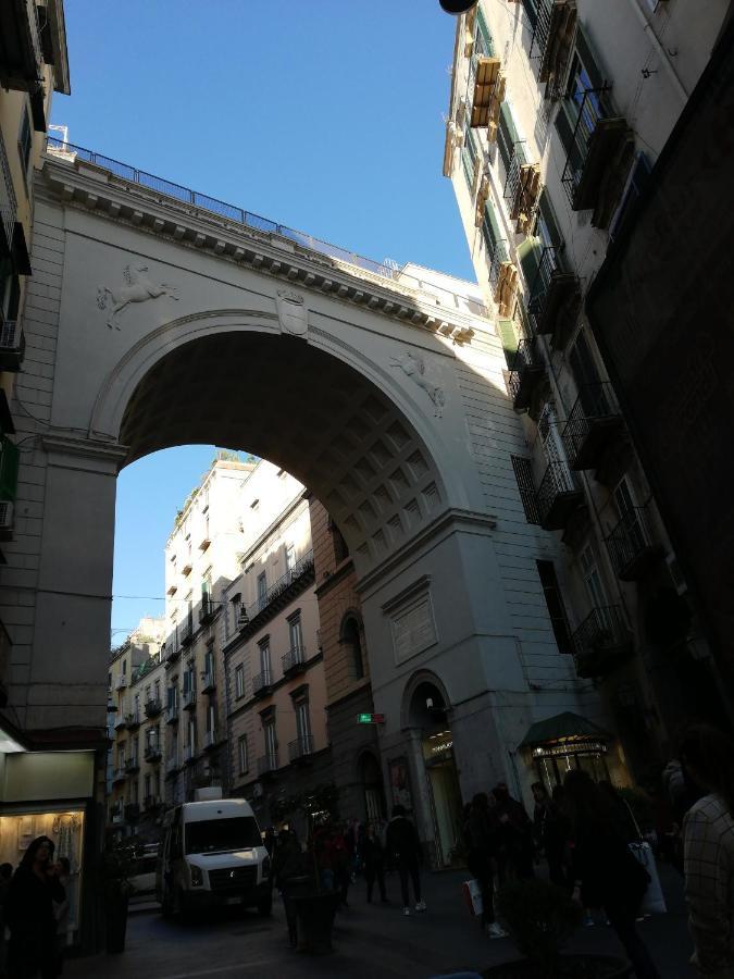 Arco Di Chiaia Vila Nápoles Exterior foto